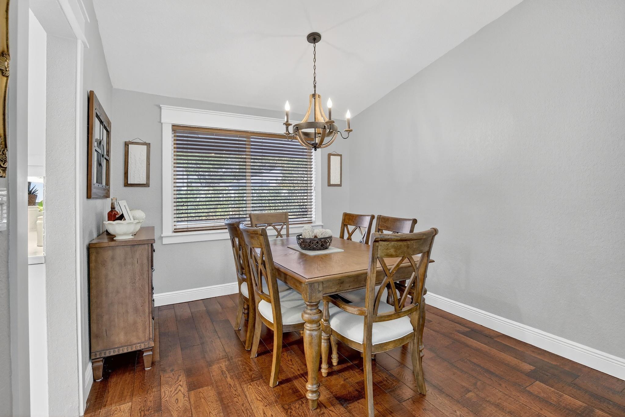 Flamingo Gardens - Residential