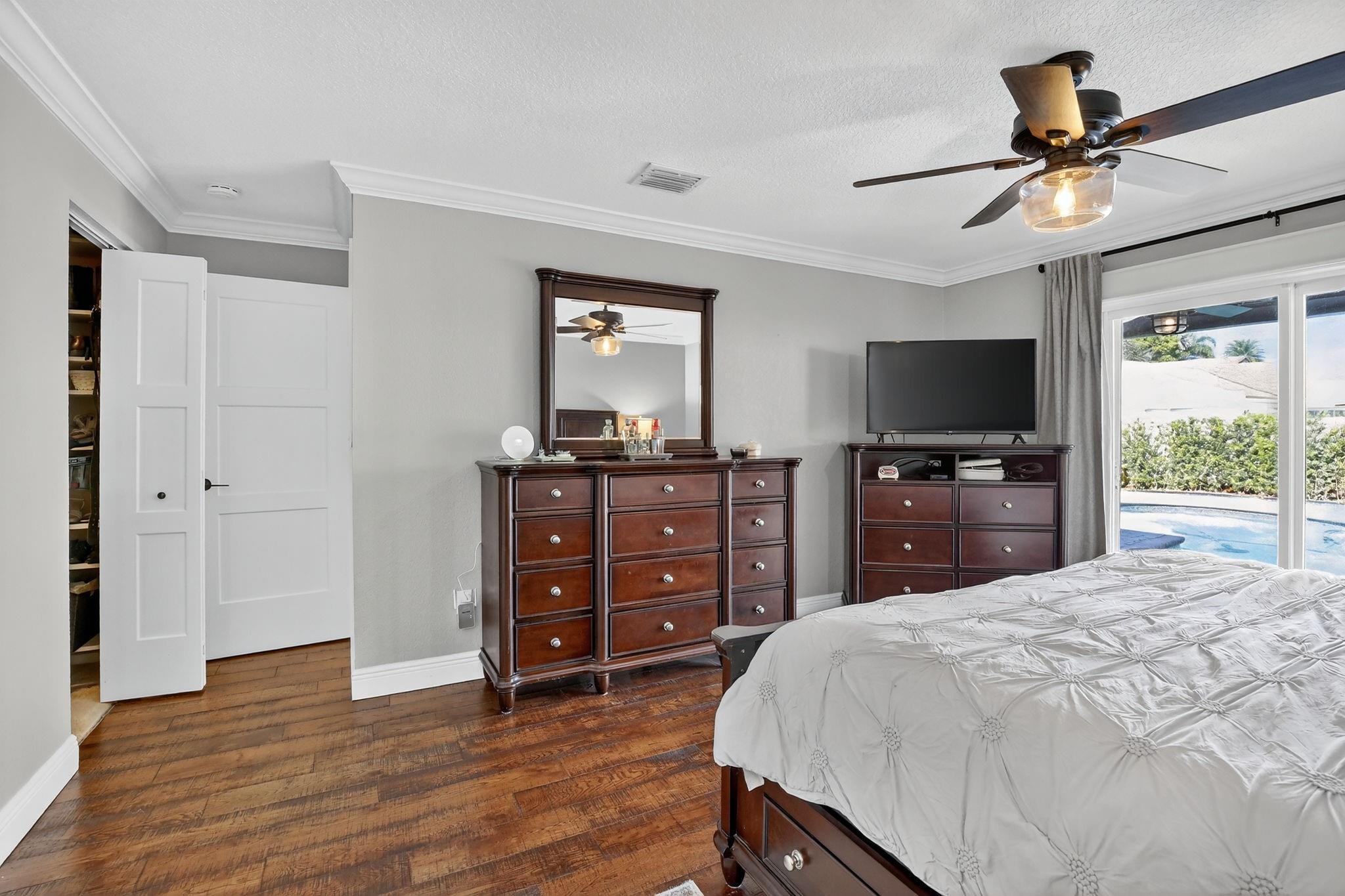 Flamingo Gardens - Residential