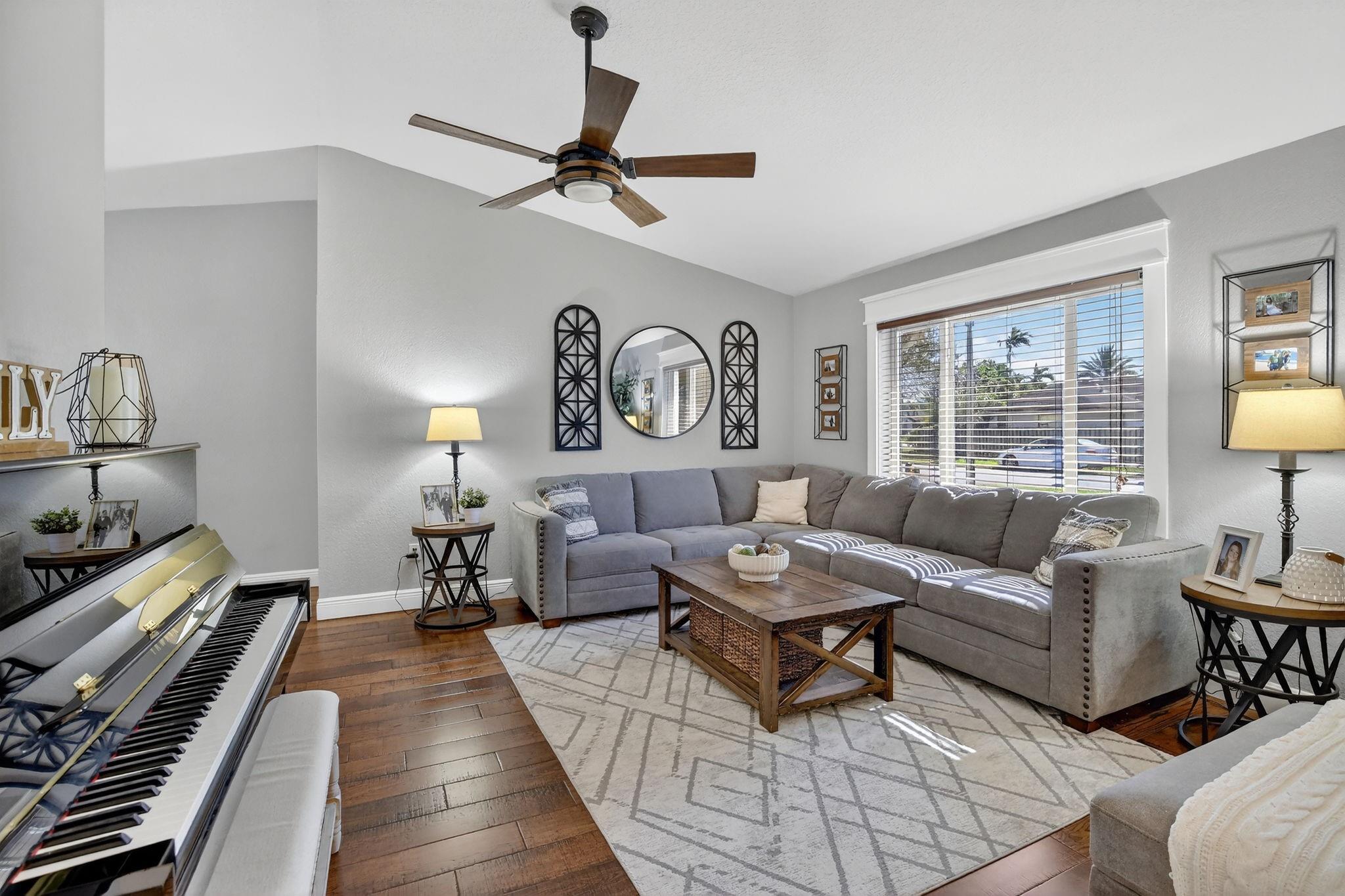 Flamingo Gardens - Residential