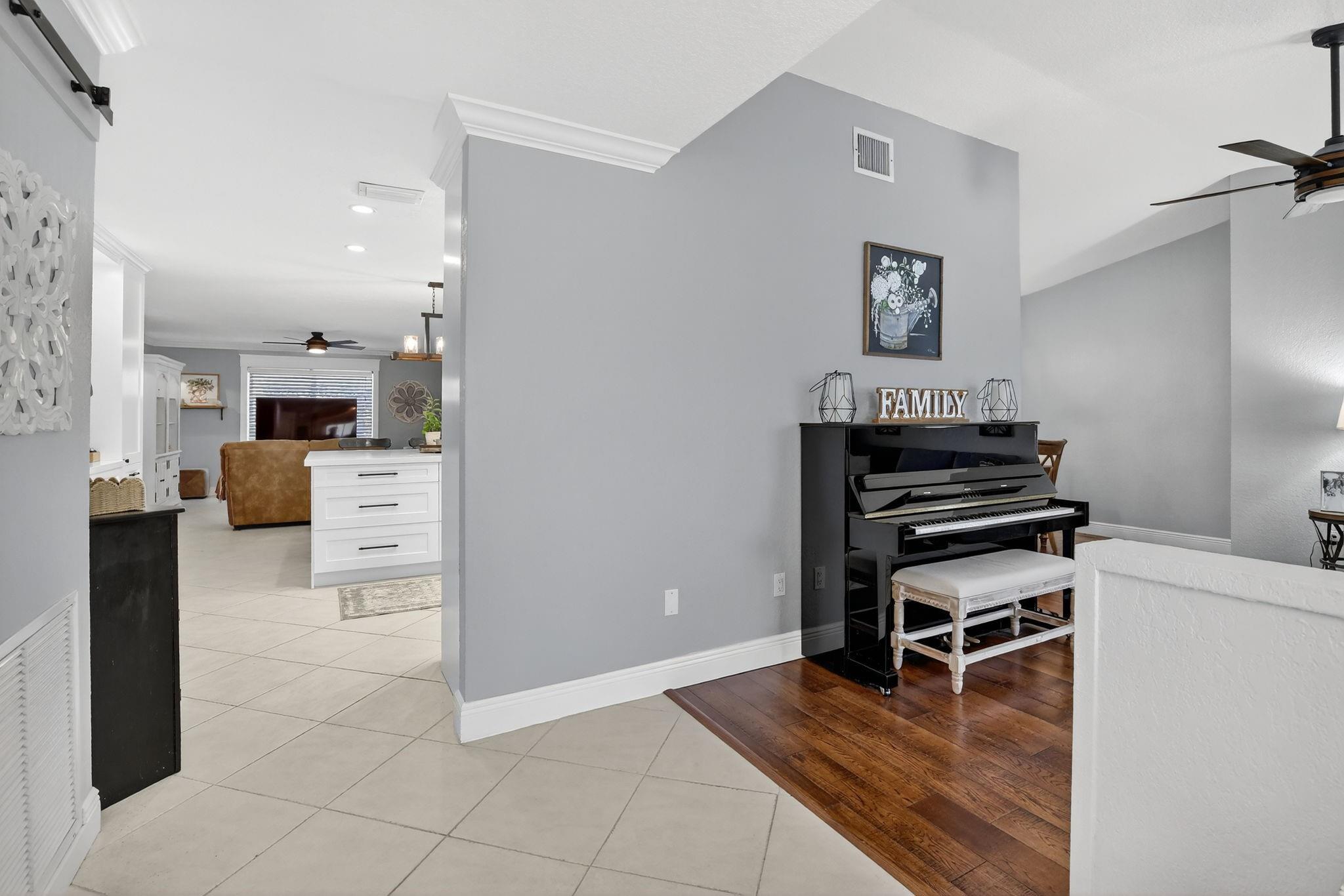 Flamingo Gardens - Residential