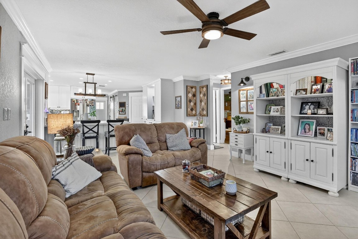 Flamingo Gardens - Residential