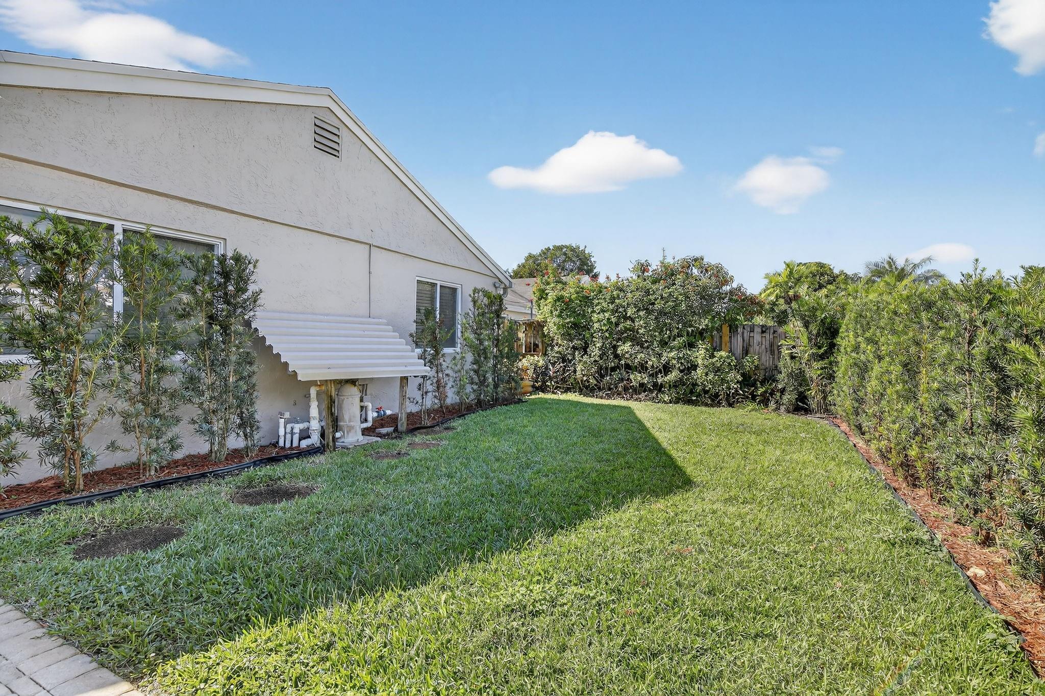 Flamingo Gardens - Residential