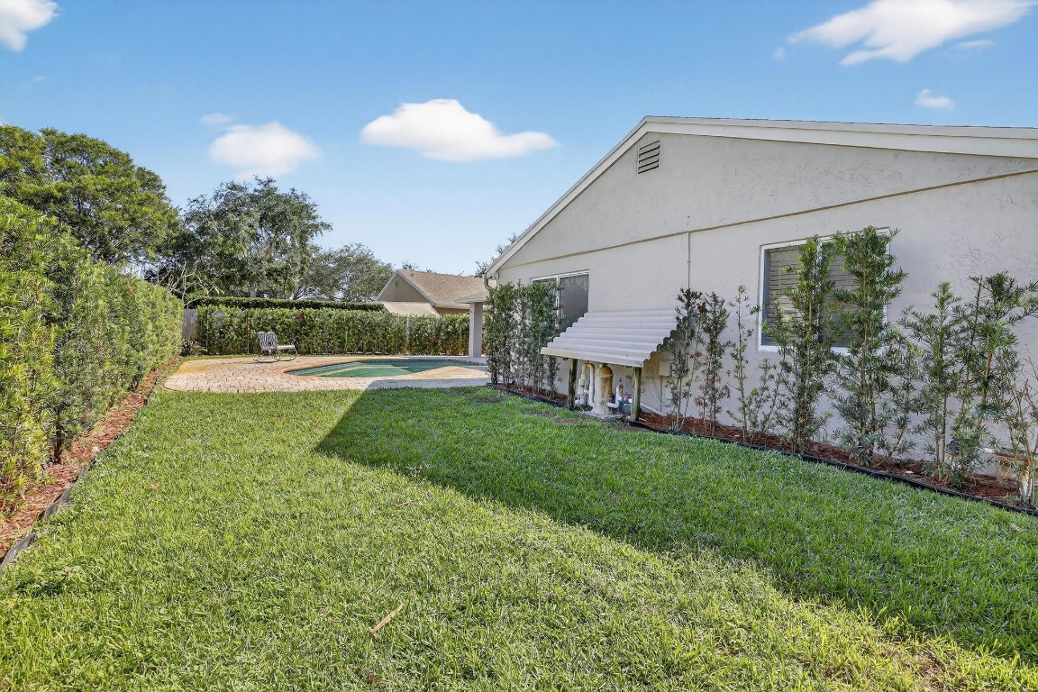 Flamingo Gardens - Residential