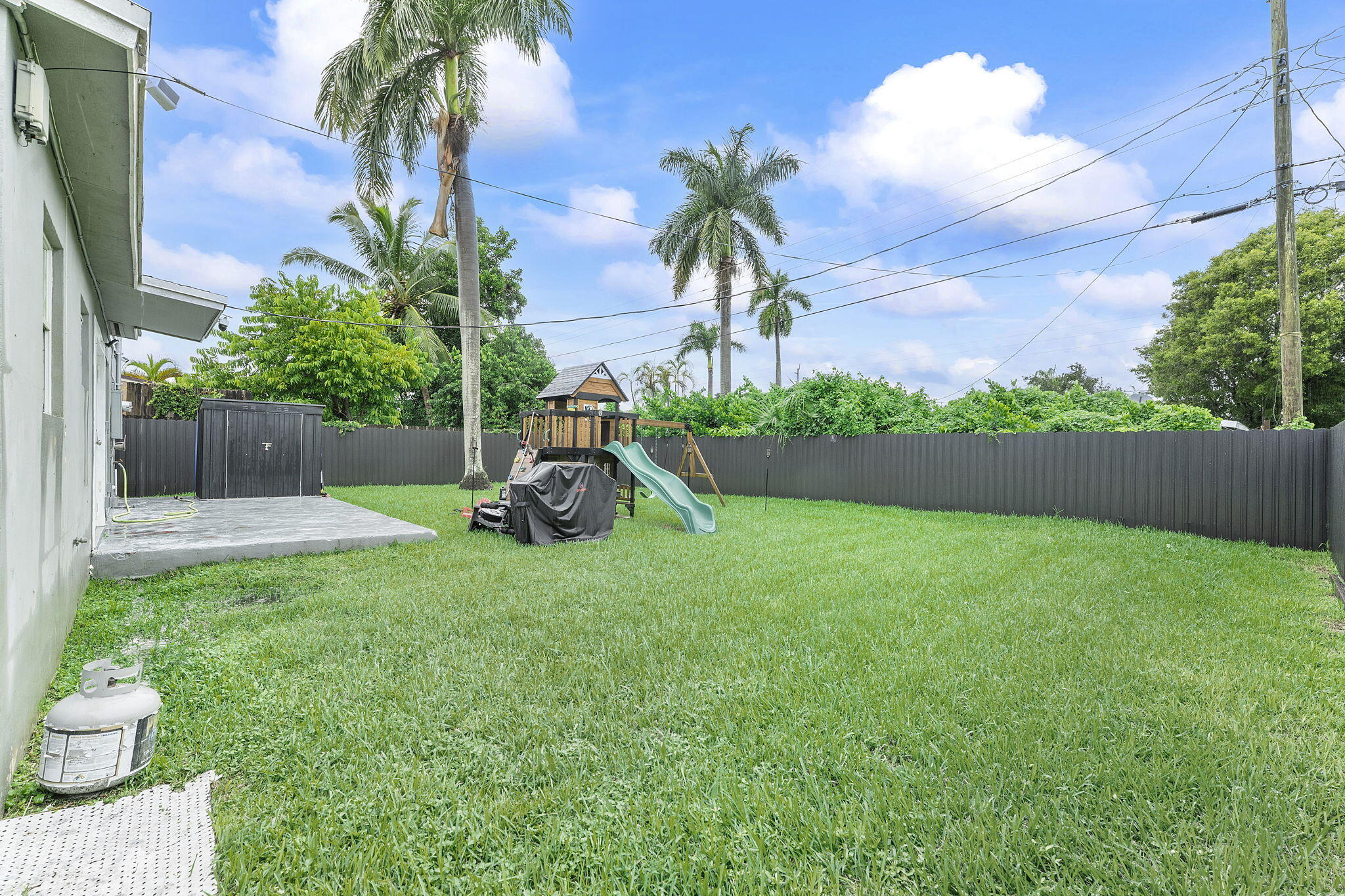 6337 NW 24TH Court