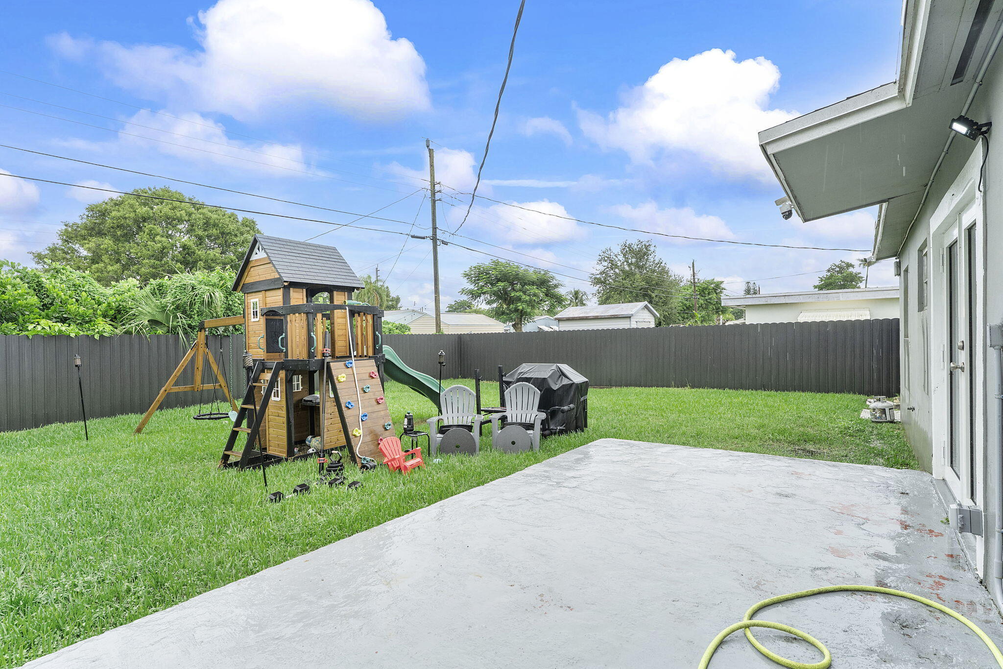 6337 NW 24TH Court