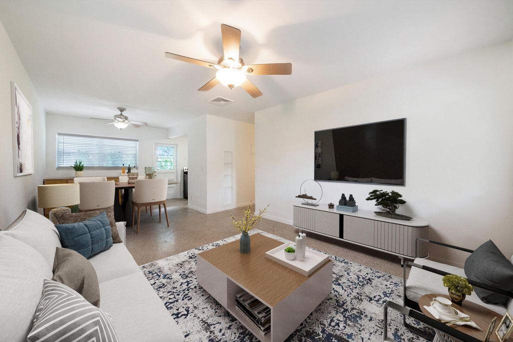 Photo of 2219 W Pineridge Court, Delray Beach, FL 33444 (MLS # R11102770)