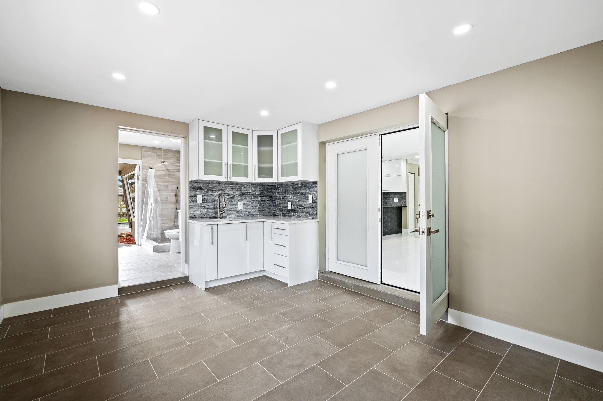 Almar Estates Resub 32-36 - Residential Lease