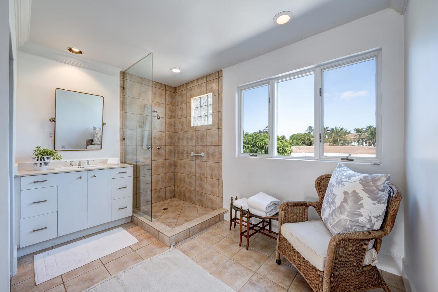 PALM BEACH SHORES REV - Residential Lease