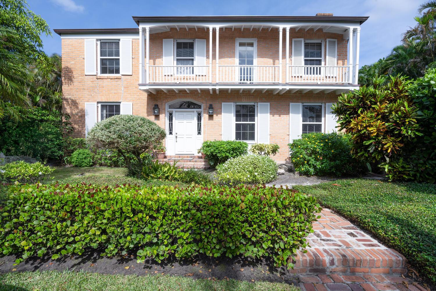 PALM BEACH SHORES REV - Residential Lease