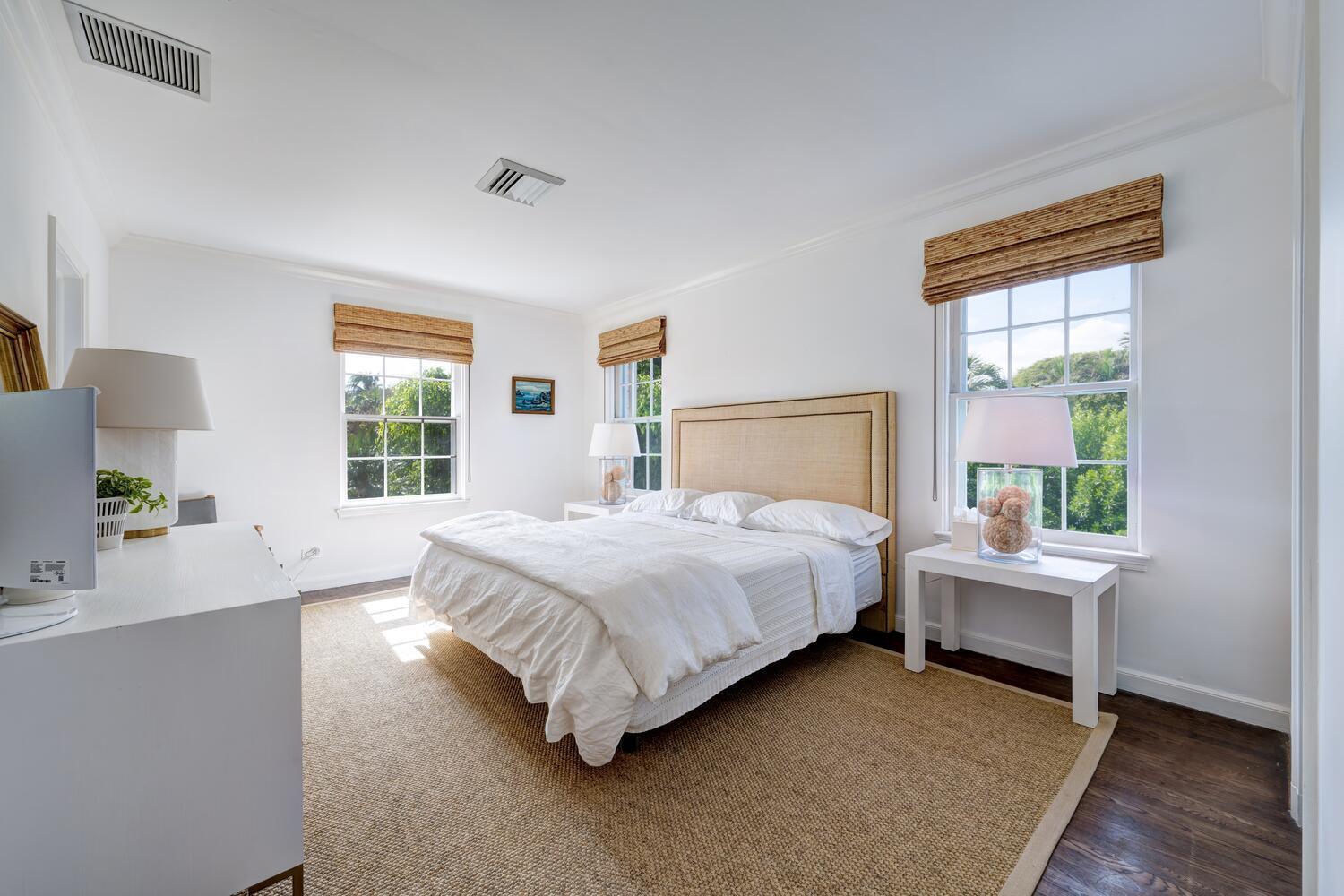 PALM BEACH SHORES REV - Residential Lease