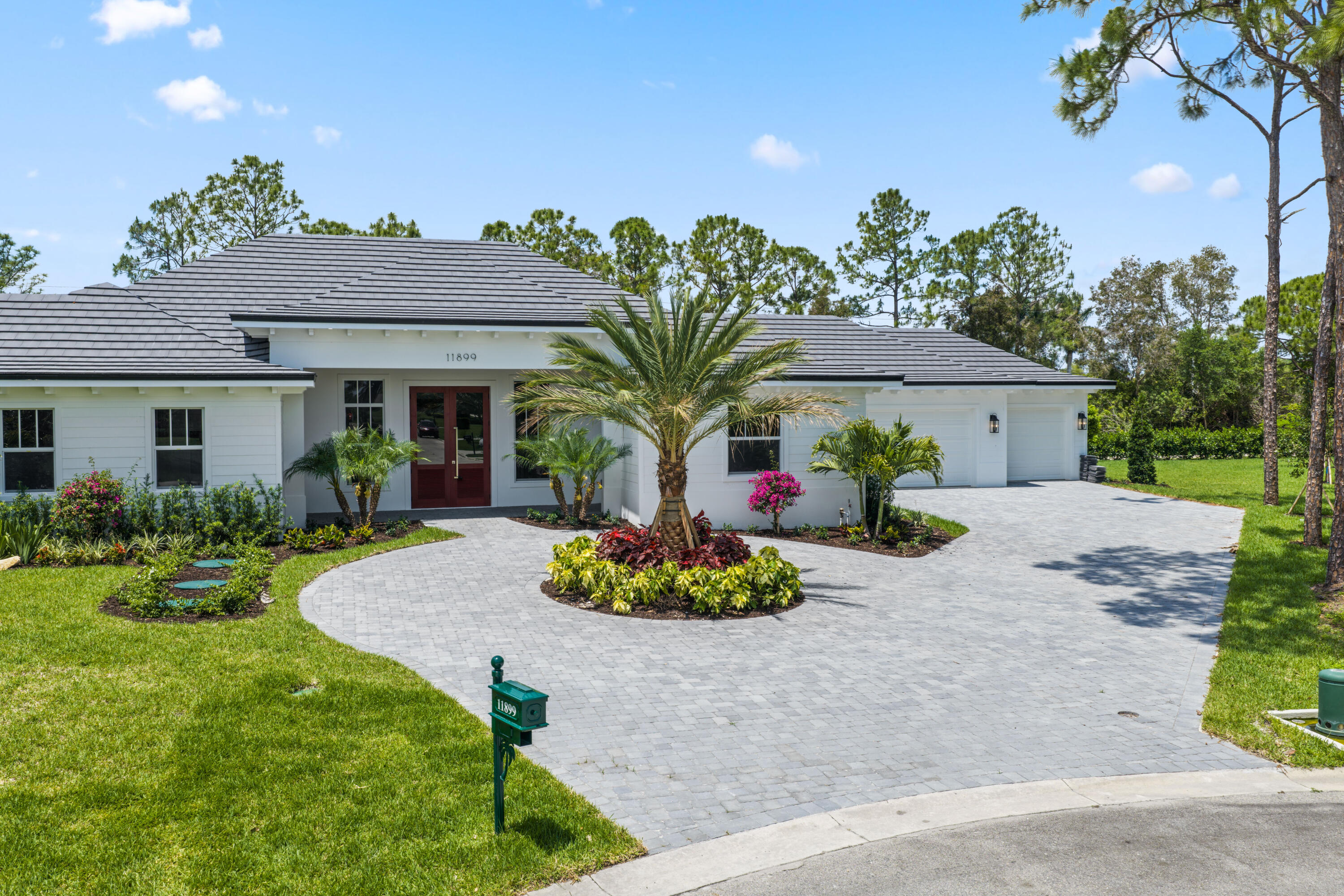 11899 Sanbourn Court