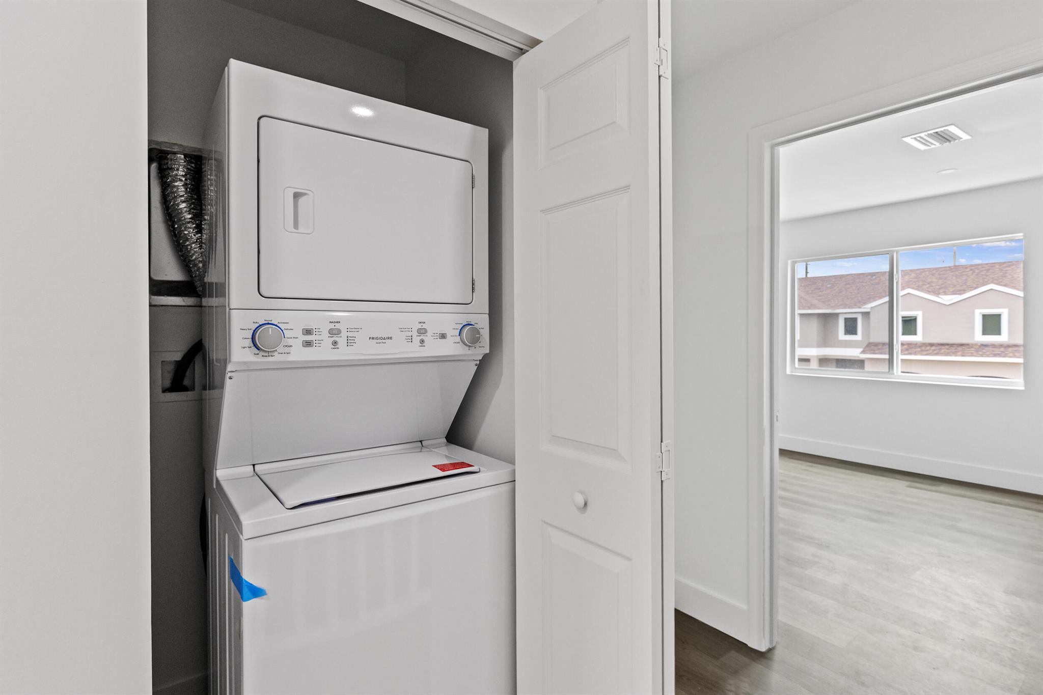 PORT ST LUCIE SECTION 33 - Residential Lease