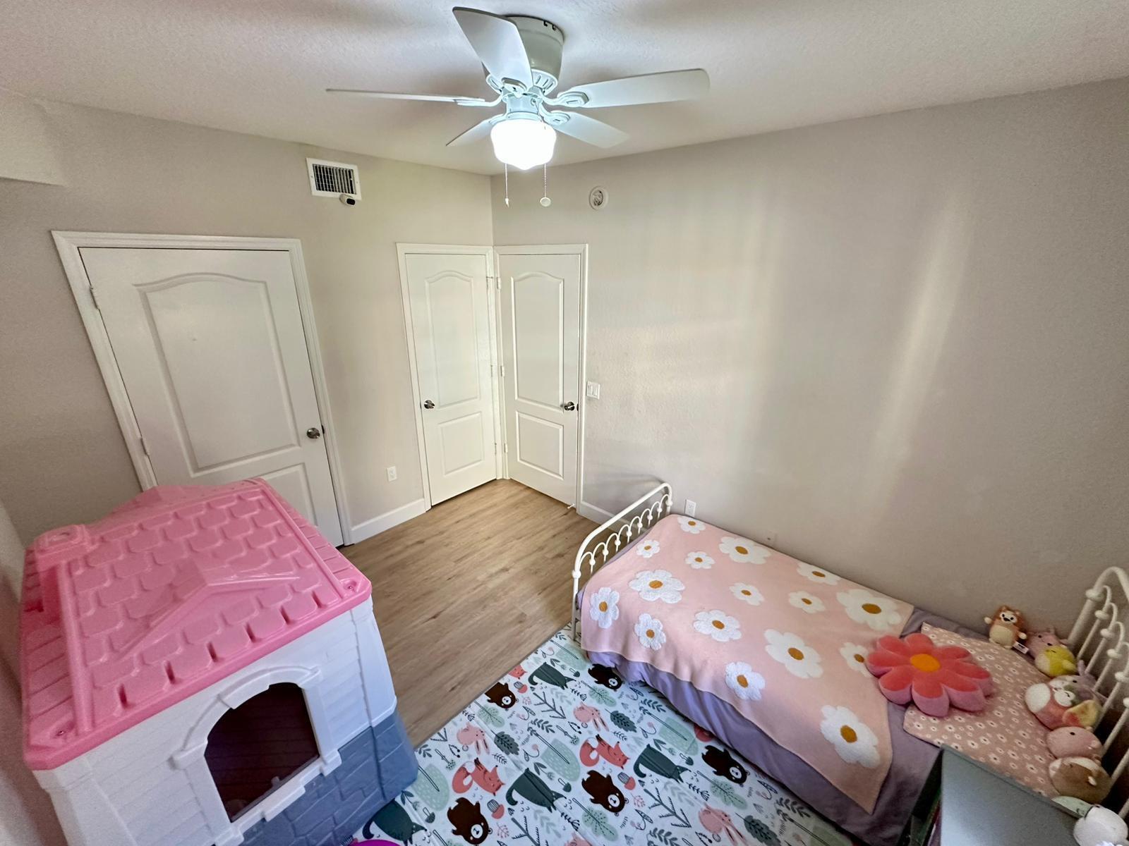 RESIDENCES OF BELMONT AT - Residential Lease