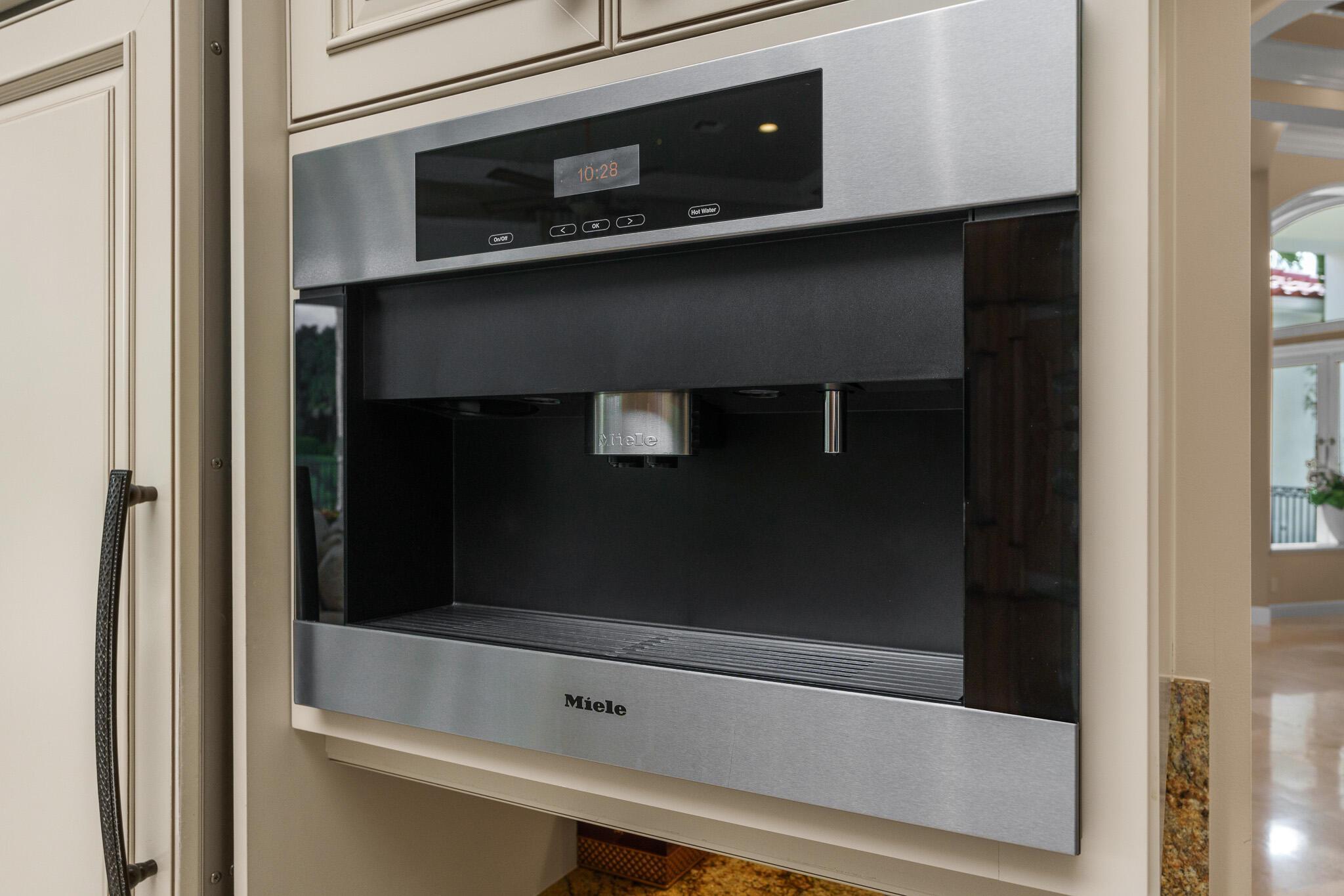 ADDISON RESERVE - Residential