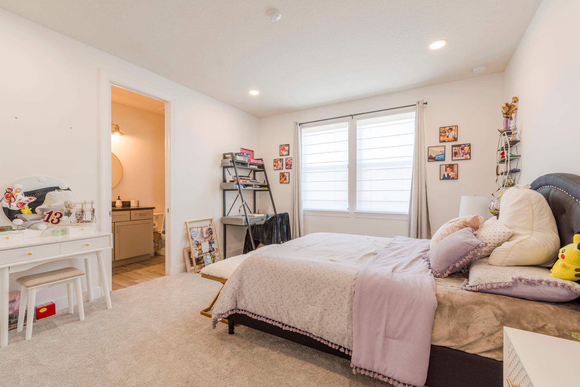 Sonoma Isles - Residential