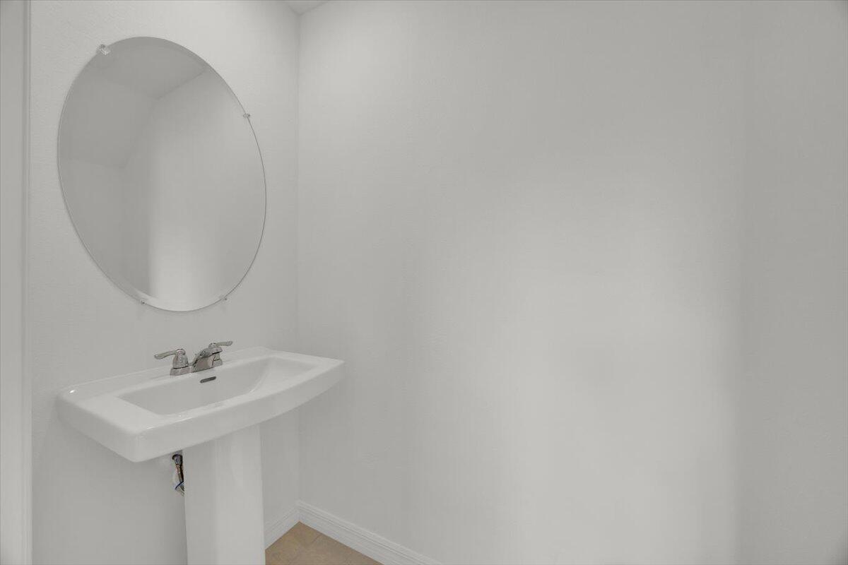 WESTVIEW POD A PHASE 3 - Residential Lease