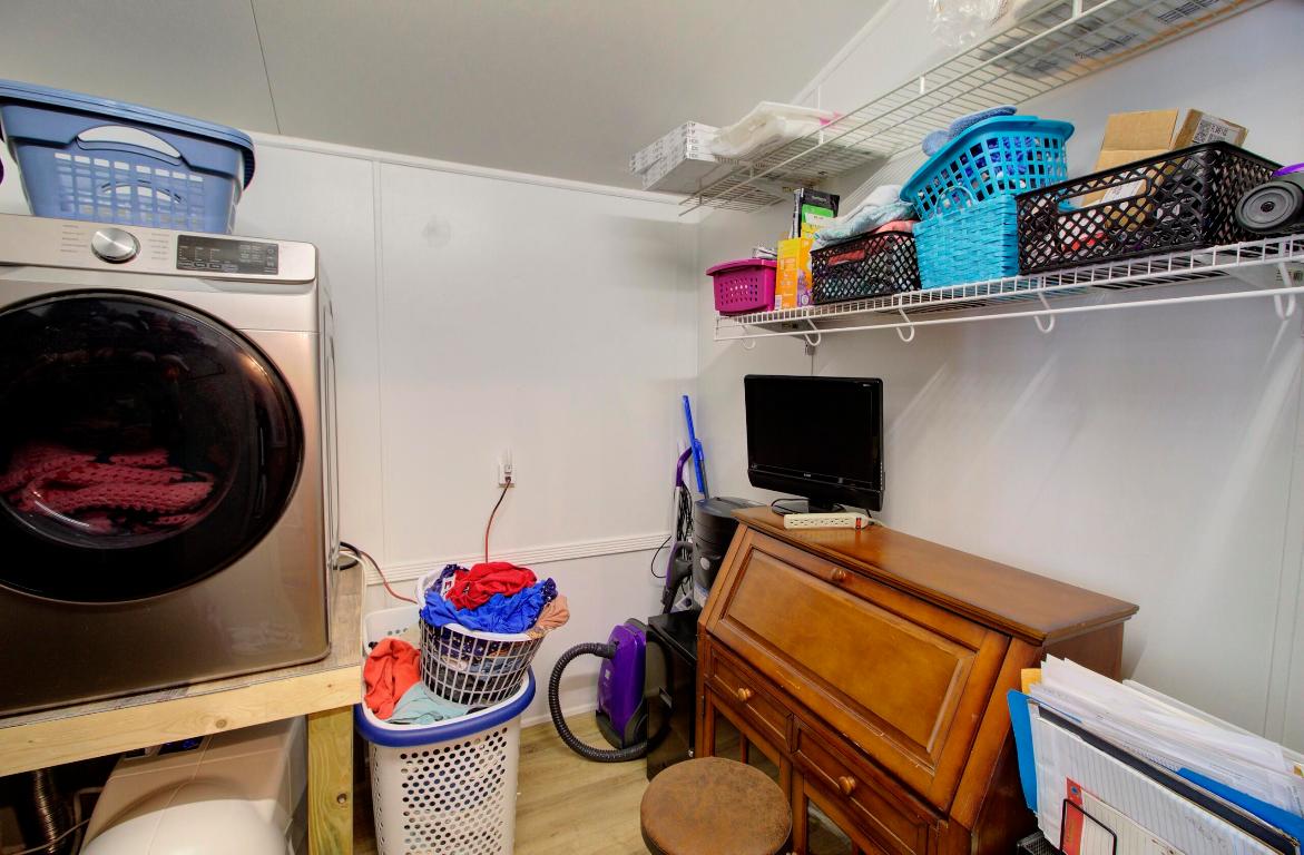 ANCIENT OAKS RV RESORT NO III - Residential