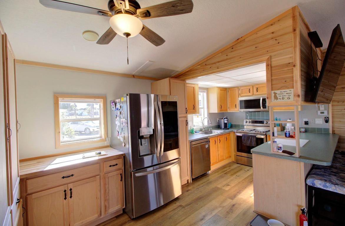 ANCIENT OAKS RV RESORT NO III - Residential