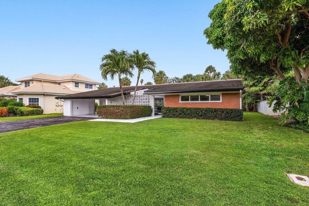 Photo of 900 Marble Way, Boca Raton, FL 33432 (MLS # R11103747)