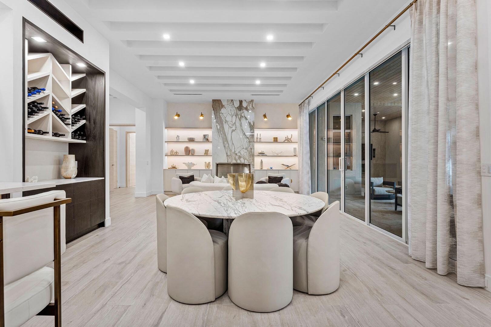 ROYAL PALM YACHT & COUNTR - Residential