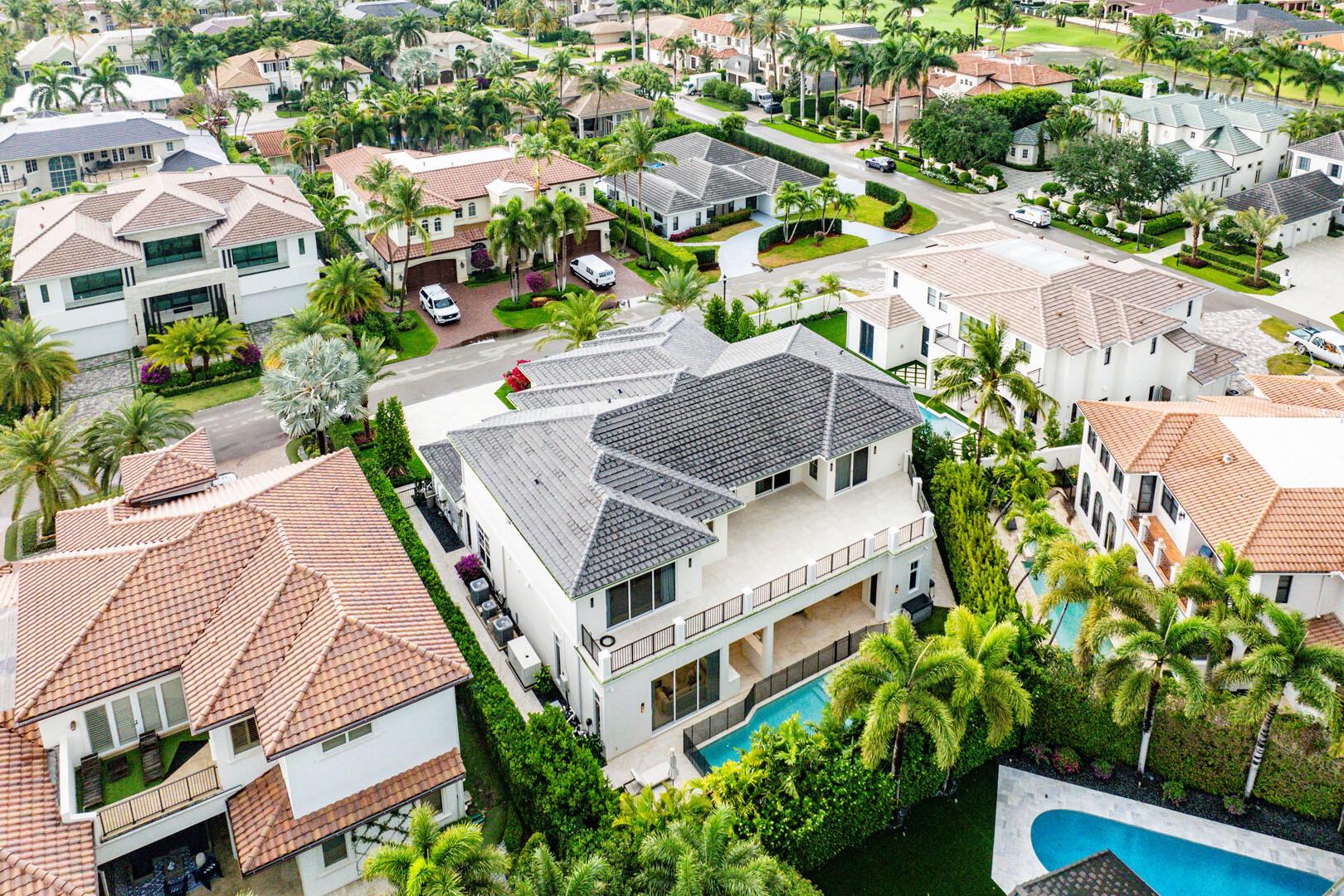 ROYAL PALM YACHT & COUNTR - Residential