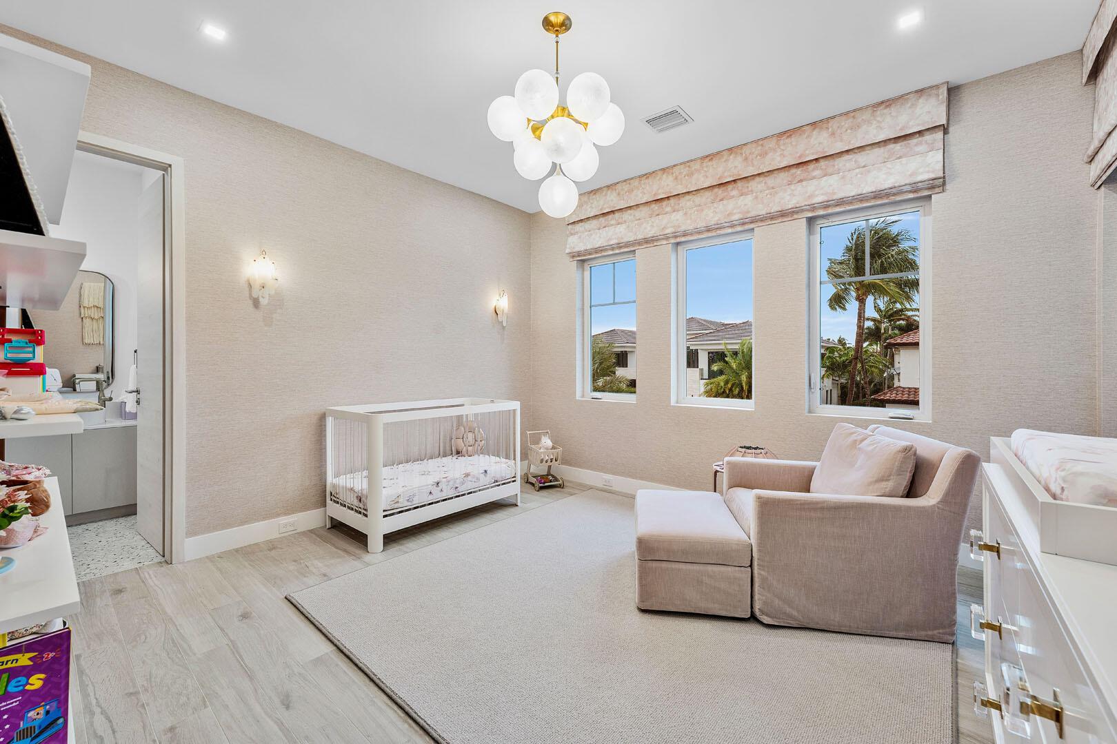 ROYAL PALM YACHT & COUNTR - Residential