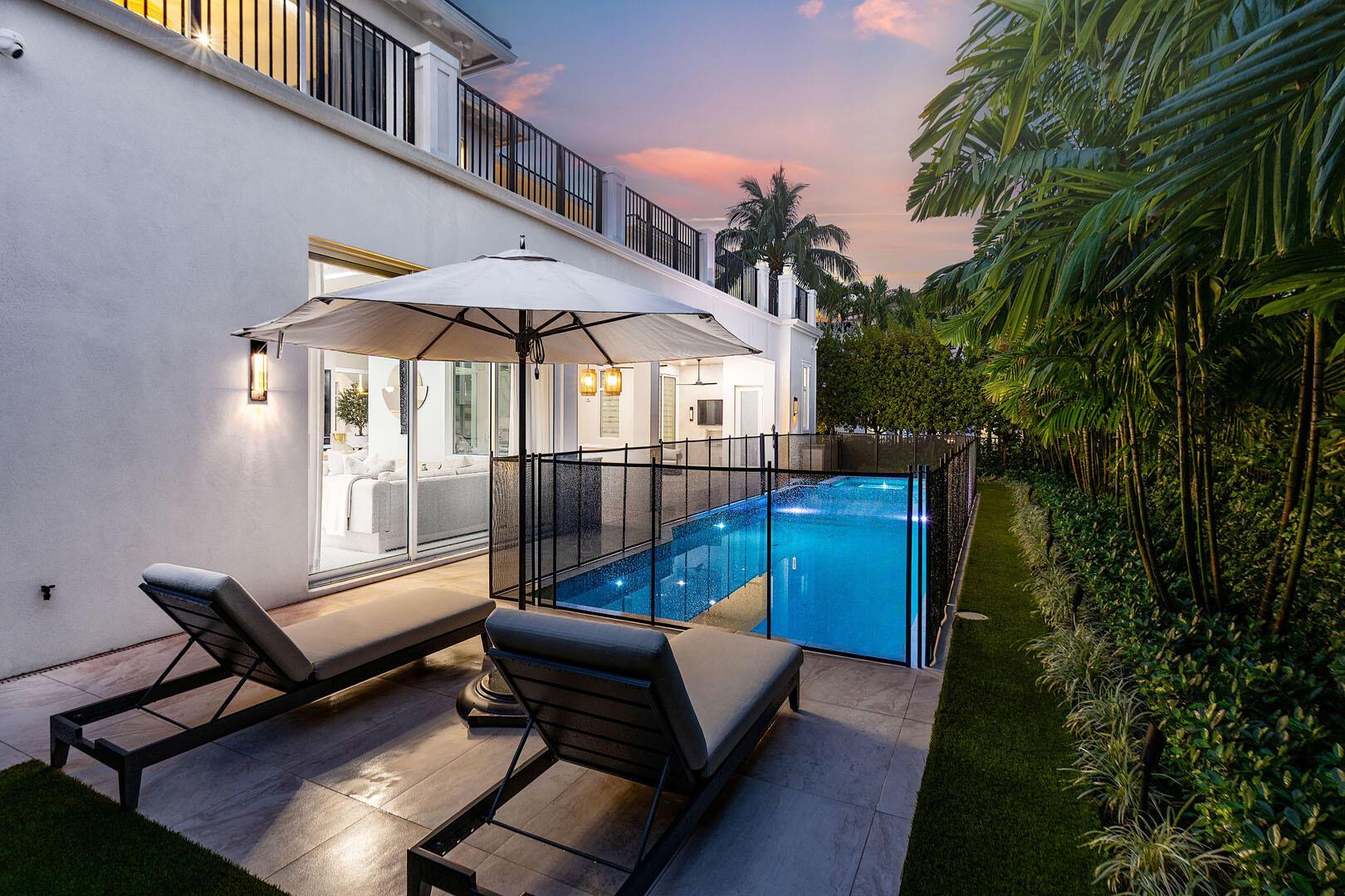 ROYAL PALM YACHT & COUNTR - Residential