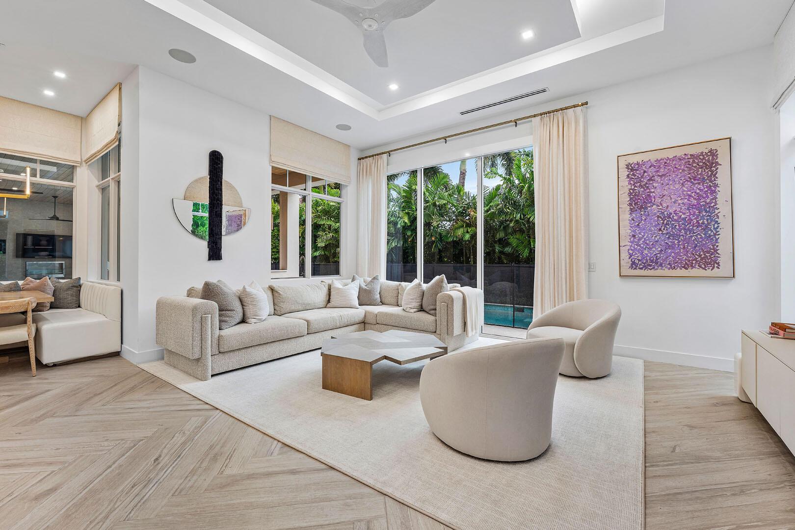 ROYAL PALM YACHT & COUNTR - Residential