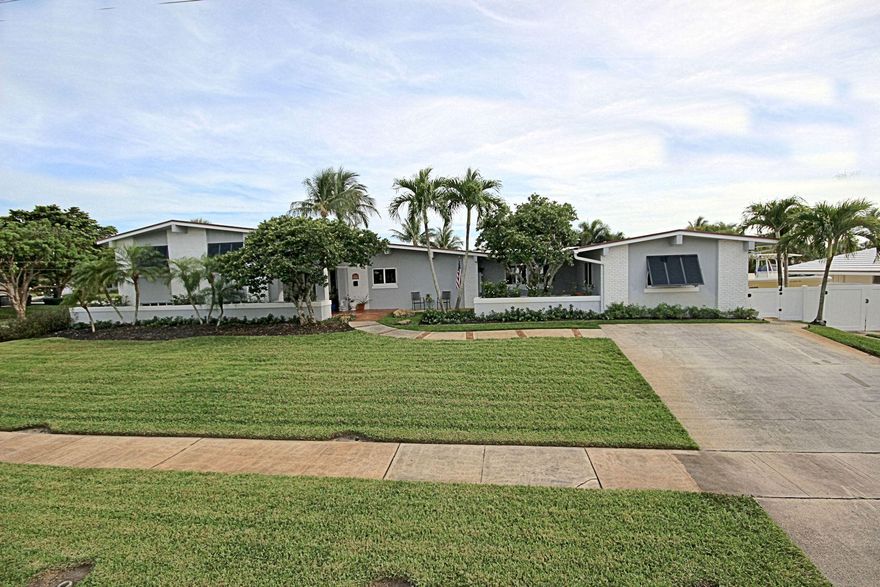 Rare find in the coastal community of North Palm Beach.  Renovated 5 bedroom, 31/2 bath plus den CBS home on nearly a 1/2 acre lot with large backyard pool and patio space for entertaining and outdoor fun.  Inside boasts a large open kitchen with island and family room opening to a covered patio overlooking the pool.  The master bedroom and large den is separated from the main living area by a hallway that also opens to a courtyard and the backyard.  There is also boat and RV storage on the side of the home and the roof was replaced last year.  The Village of North Palm Beach has several parks with sports and activities for all ages.  It also features a public Jack Nicklaus signature golf course along the intracoastal, a tennis club, pool and a community boat ramp all located near by.