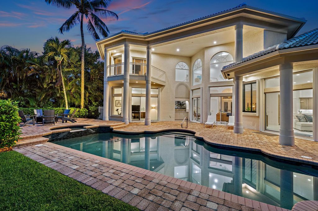 Photo of 14474 Cypress Island Circle, Palm Beach Gardens, FL 33410 (MLS # B26044601)