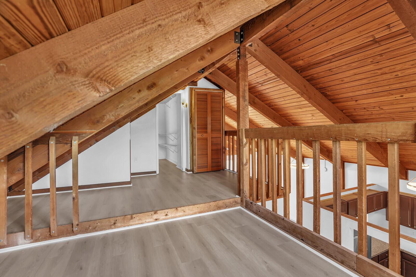 TIMBERCREEK TOWNHOMES & V - Residential Lease