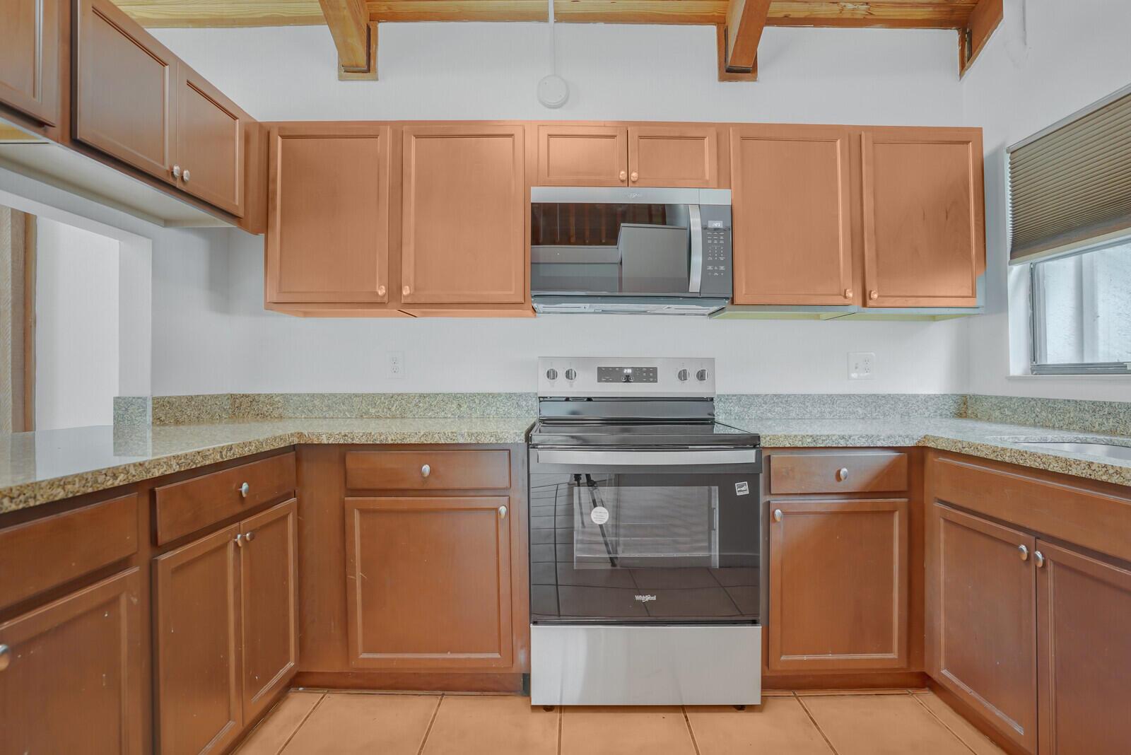 TIMBERCREEK TOWNHOMES & V - Residential Lease