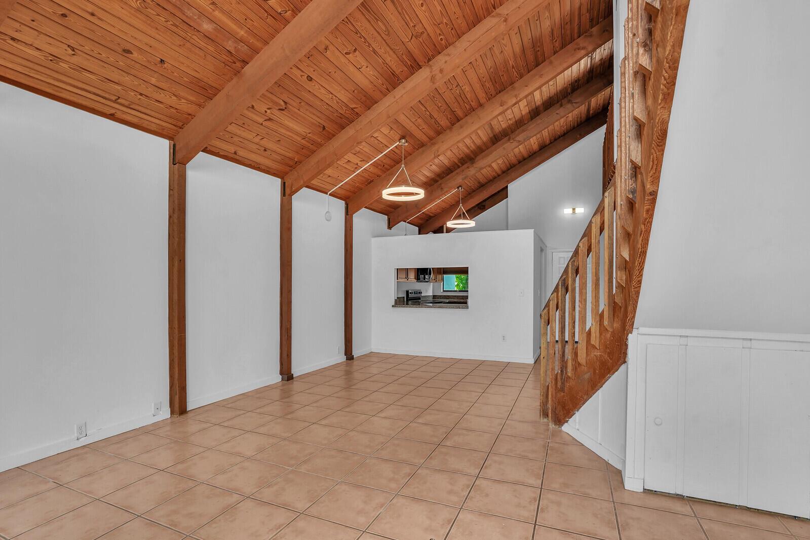 TIMBERCREEK TOWNHOMES & V - Residential Lease