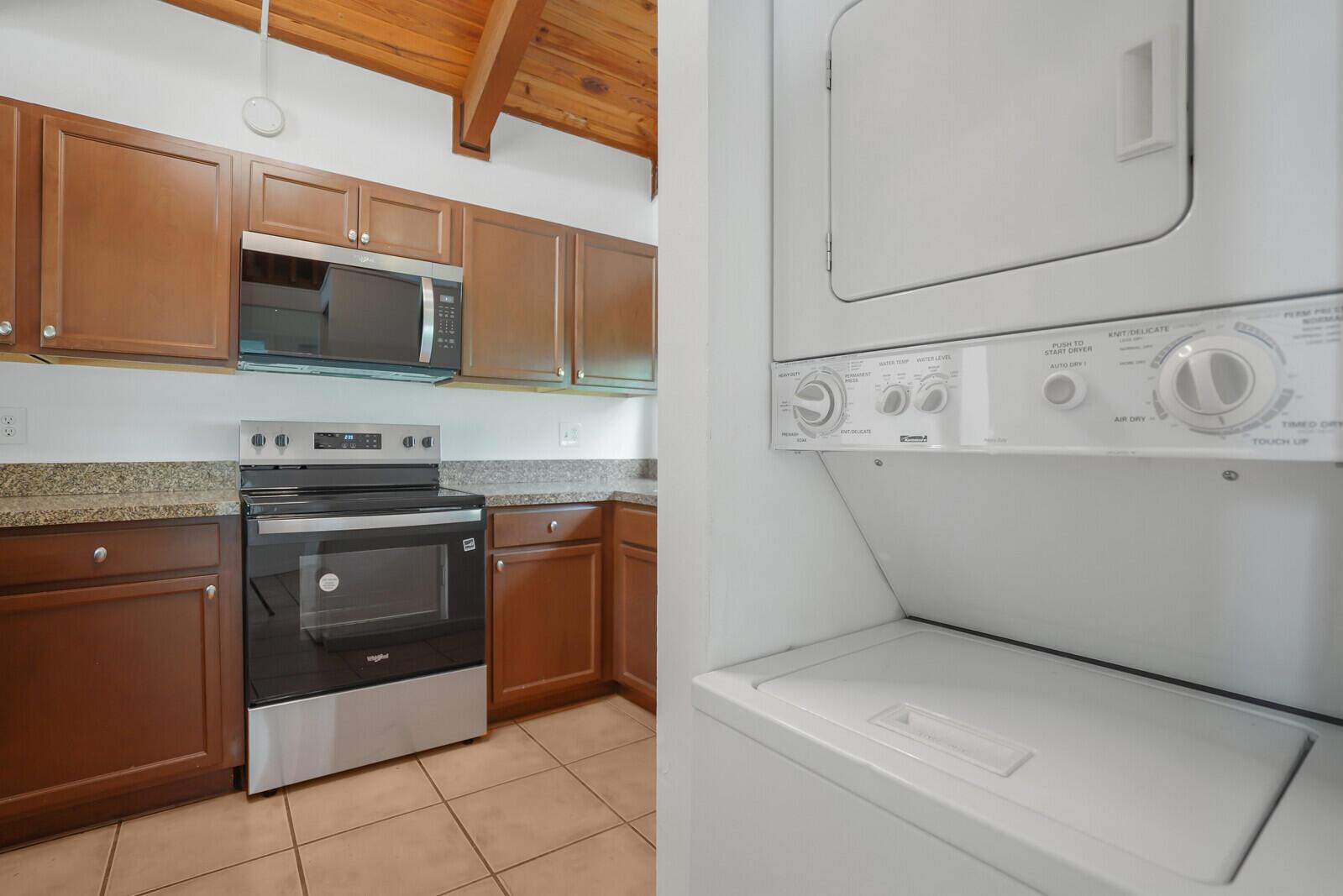 TIMBERCREEK TOWNHOMES & V - Residential Lease