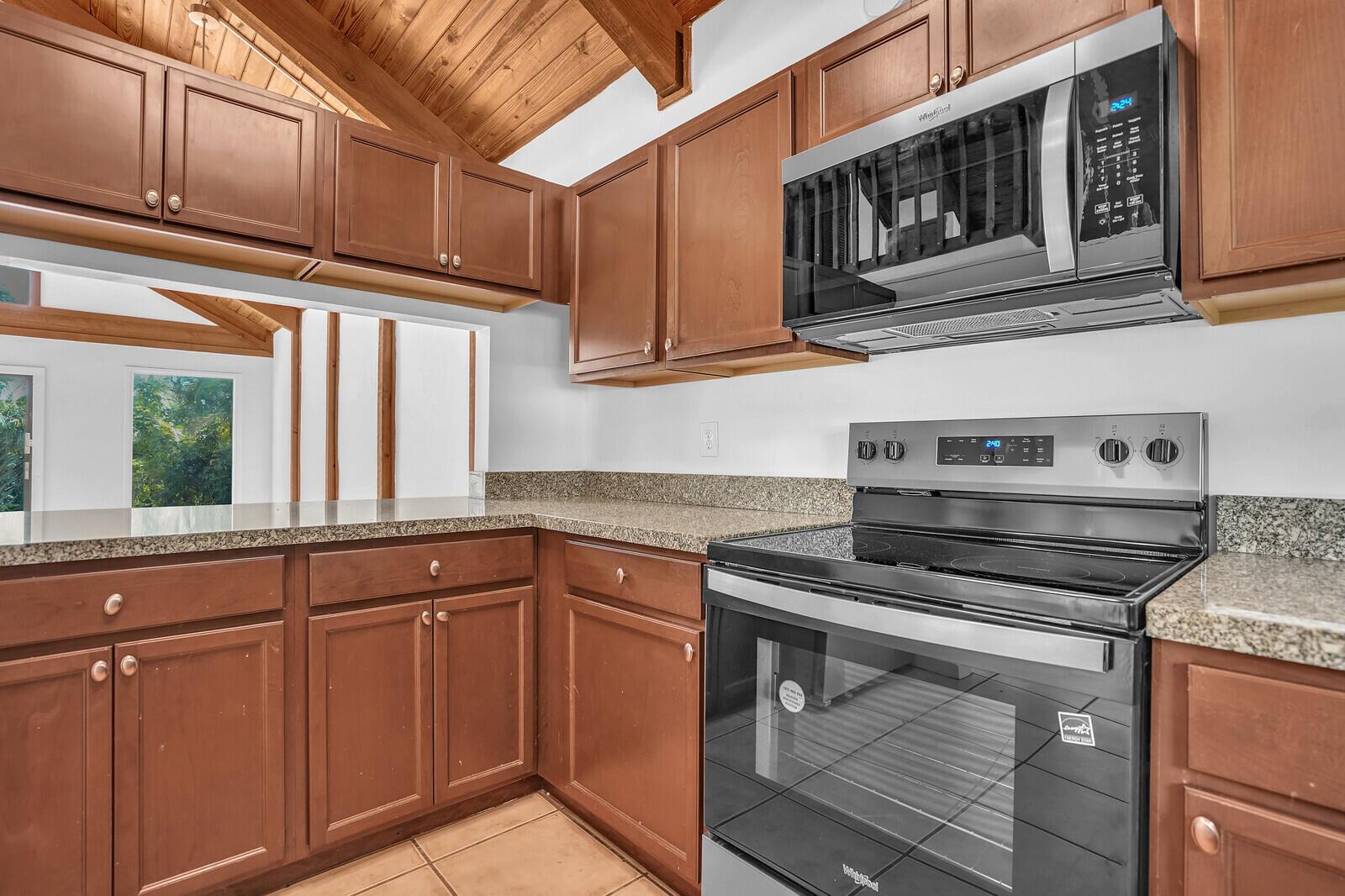 TIMBERCREEK TOWNHOMES & V - Residential Lease
