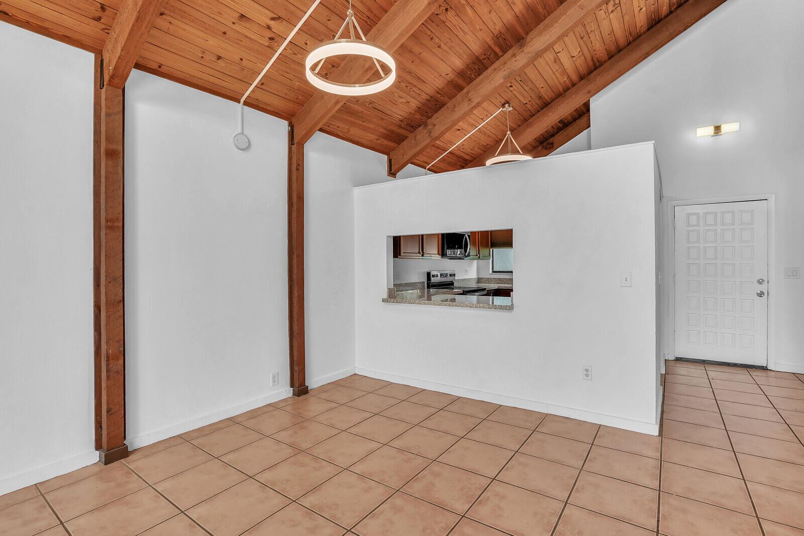 TIMBERCREEK TOWNHOMES & V - Residential Lease