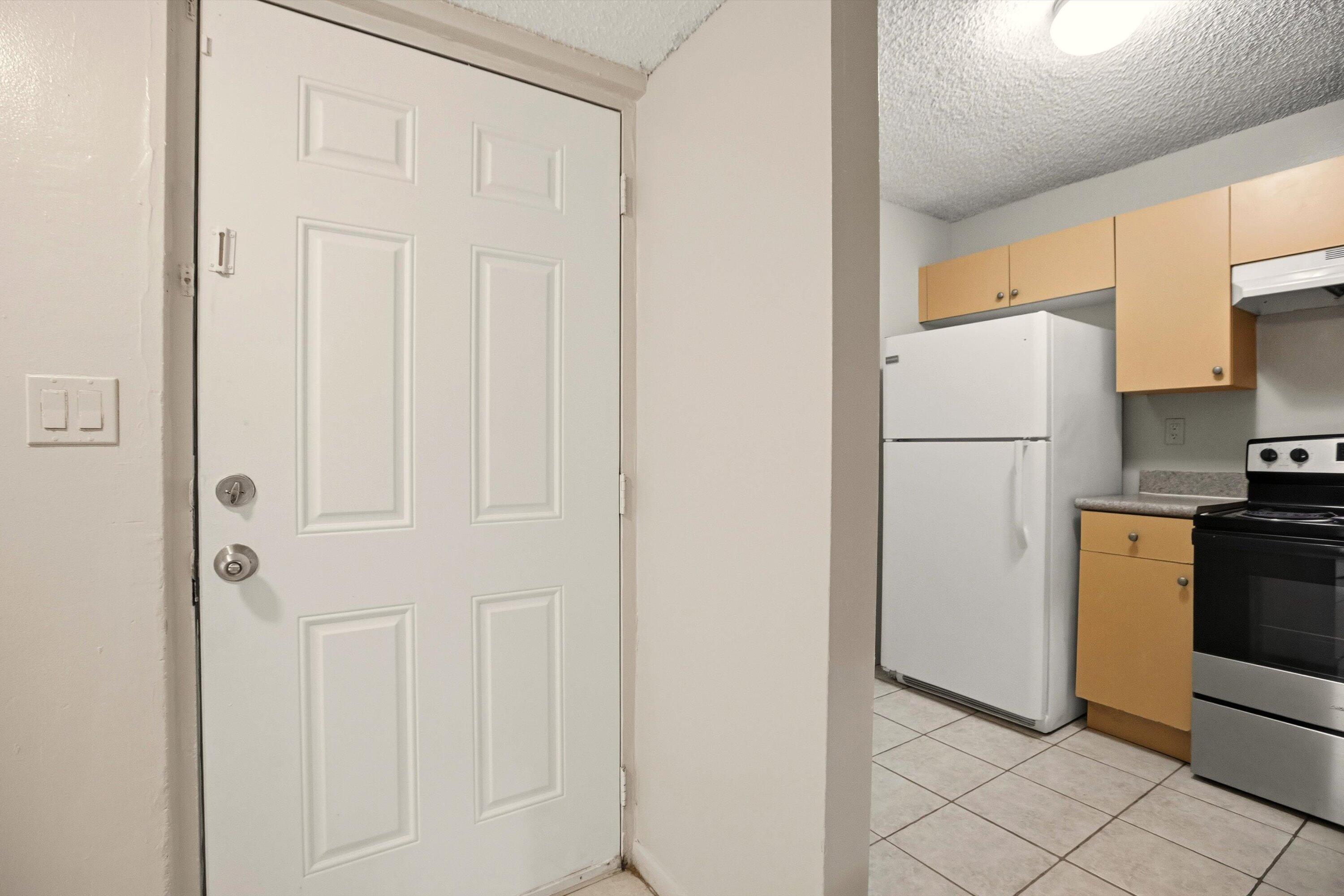 ST ANDREWS PALM BEACH CONDO II - Residential Lease