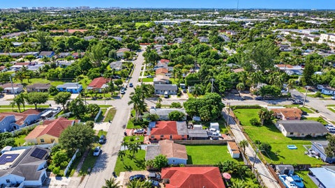 Tiny photo for 238 SW 10th Avenue, Delray Beach, FL 33444 (MLS # B26087626)