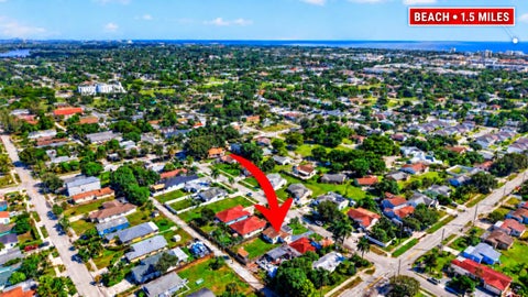 Tiny photo for 238 SW 10th Avenue, Delray Beach, FL 33444 (MLS # B26087626)
