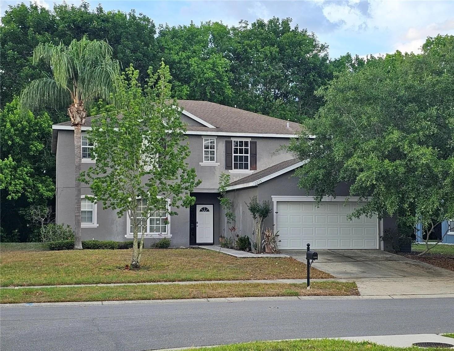 Foreclosure Auction Ends July 29, 2025 at 11:00 AM EST. Discover this delightful 5-bedroom, 3.5-bathroom single-family home located in the desirable Parkstone, a lakefront community in Winter Springs, FL. The list price is the opening bid for the online auction. Sold As-is with Clear Title. Explore more details and submit your bid through the Federa Home App.