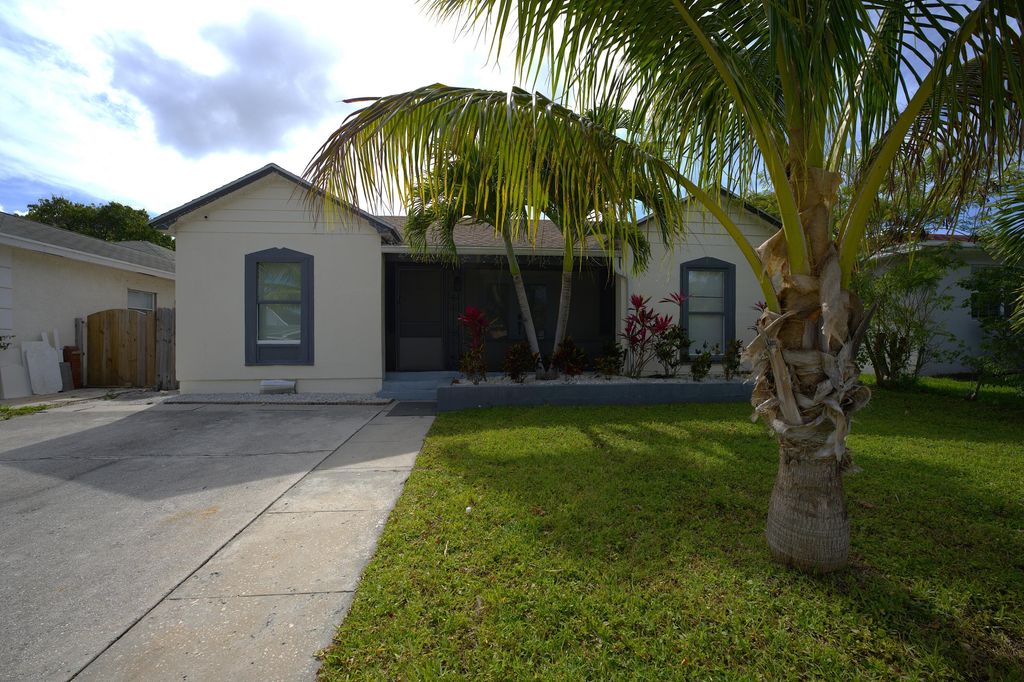 Photo of 717 N E Street, Lake Worth Beach, FL 33460 (MLS # B26015421)