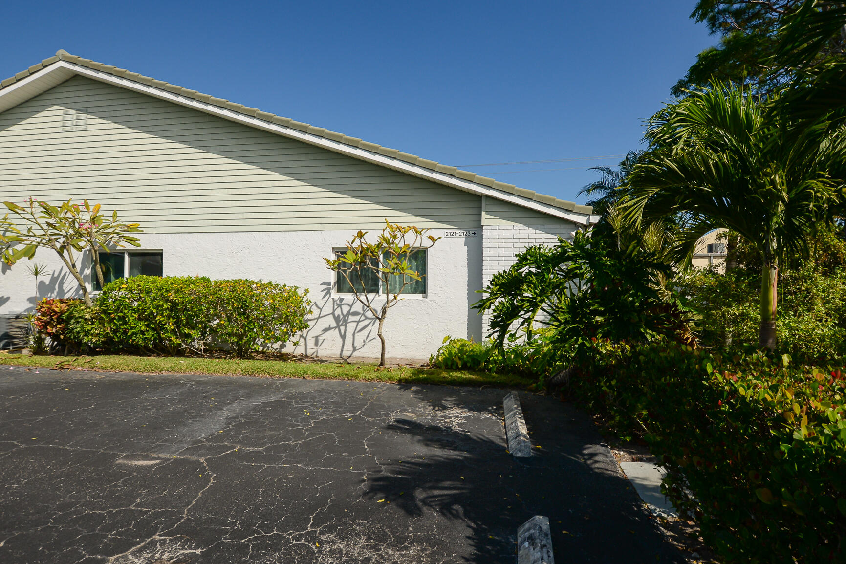 KINGMAN ACRES CONDO - Residential