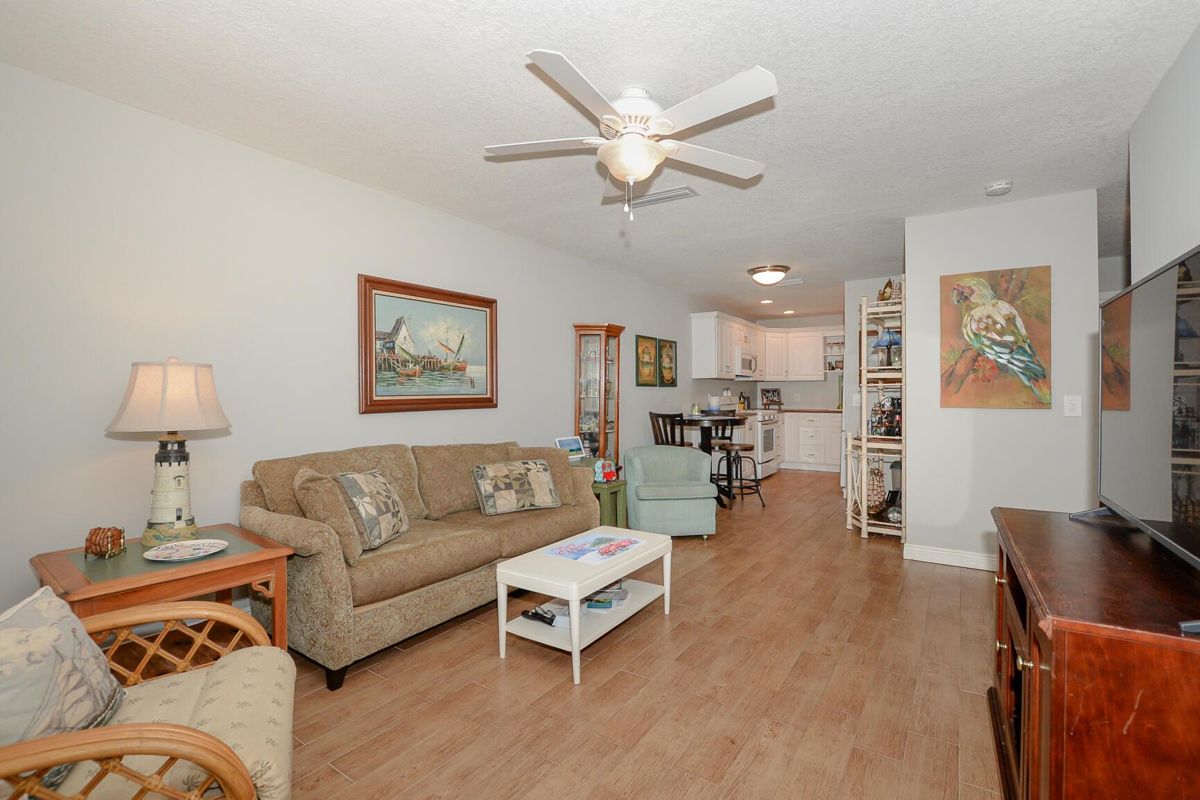 KINGMAN ACRES CONDO - Residential