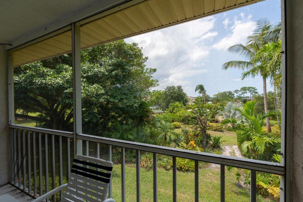 KINGSWOOD CONDO - Residential