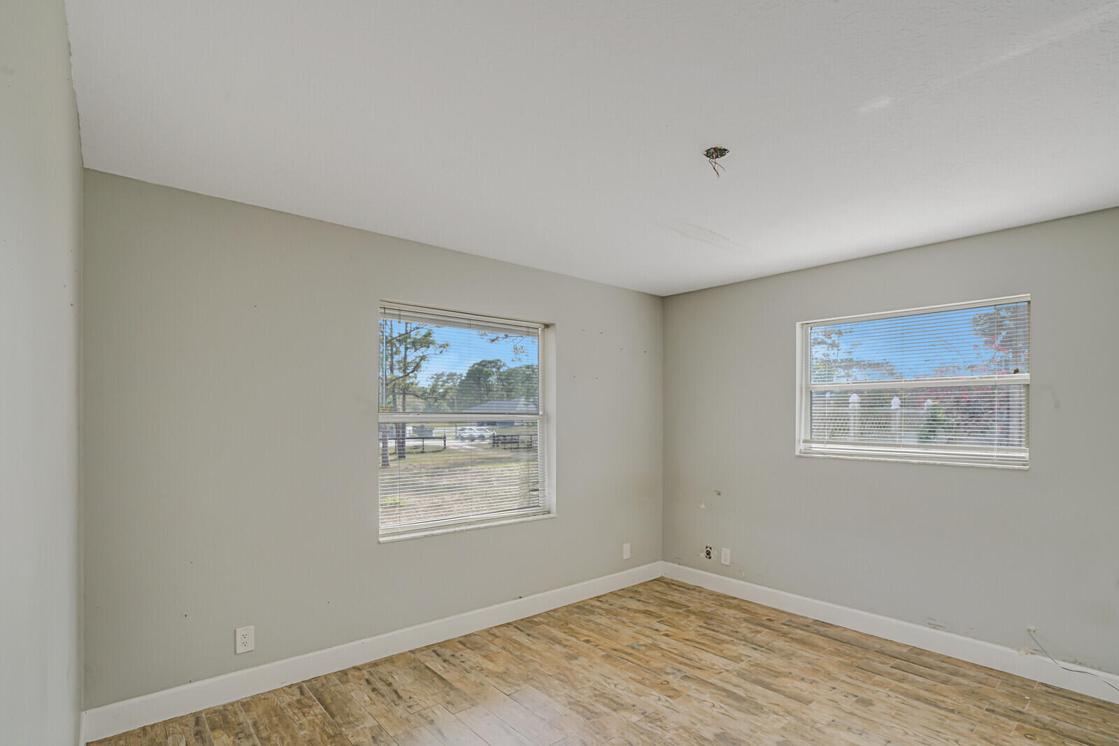 The Acreage - Residential