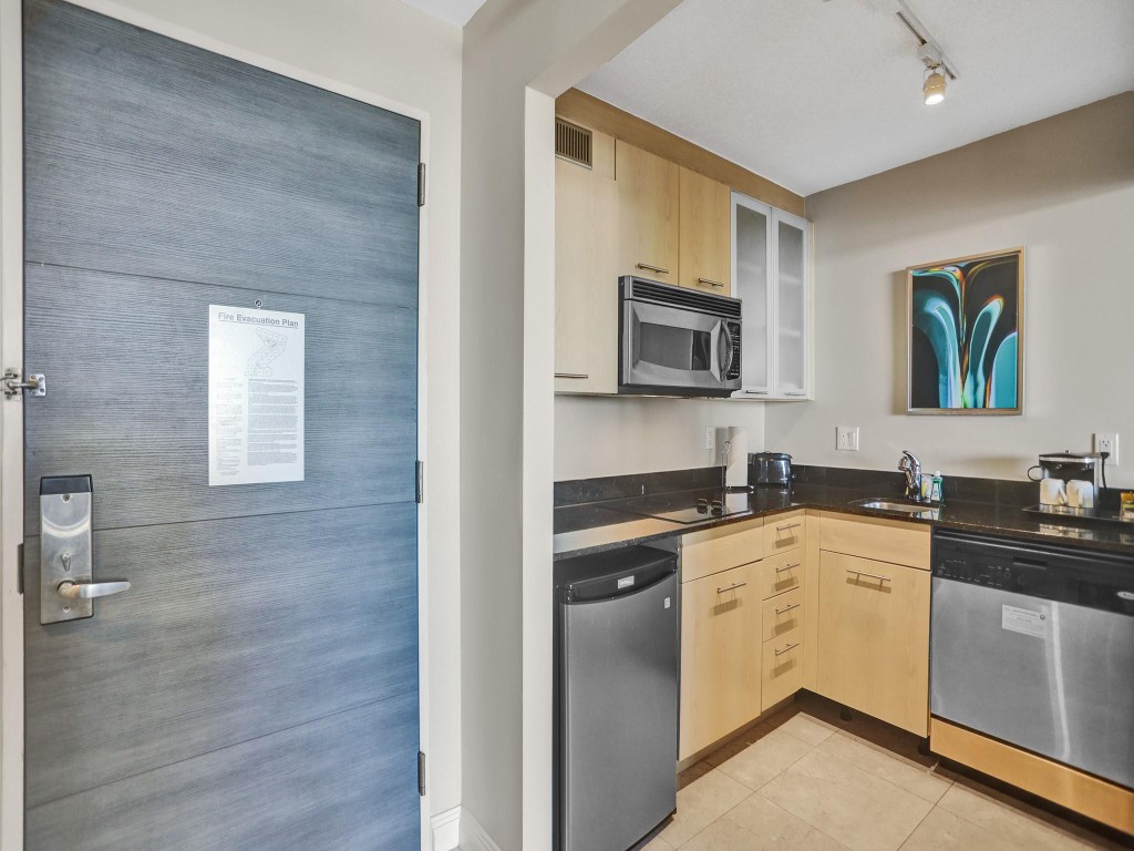 GALLERY ONE CONDO - Residential