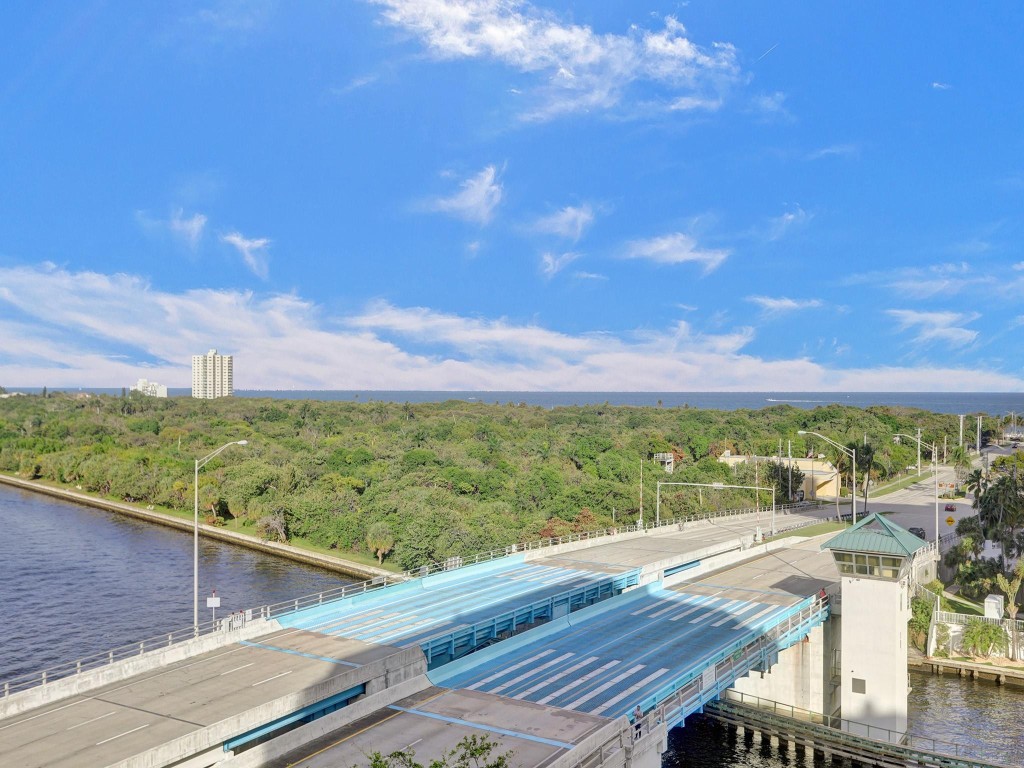 GALLERY ONE CONDO - Residential