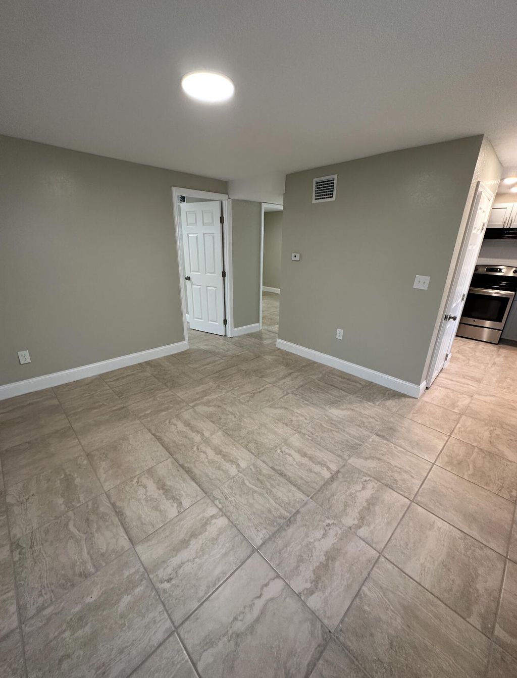 Photo of 2513 Ave L, Fort Pierce, FL 34947 (MLS # B26015078)