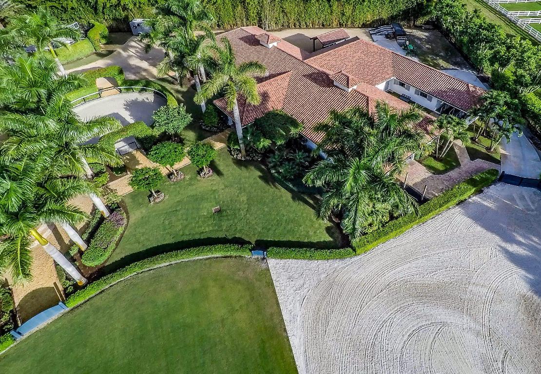 SADDLE TRAIL PARK OF WELLINGTON - Residential