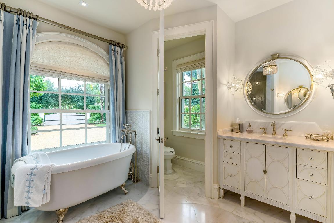 SADDLE TRAIL PARK OF WELLINGTON - Residential